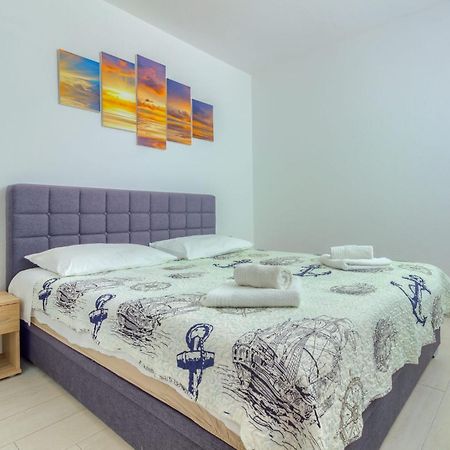 Ann Apartment Марина Екстериор снимка